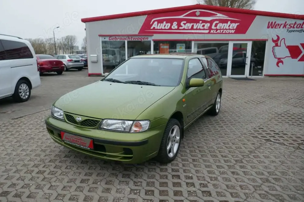 Nissan Almera