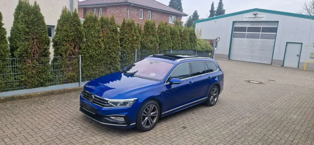 Volkswagen Passat Variant Passat Var. Elegance R-Line intr. R-Line Extr.