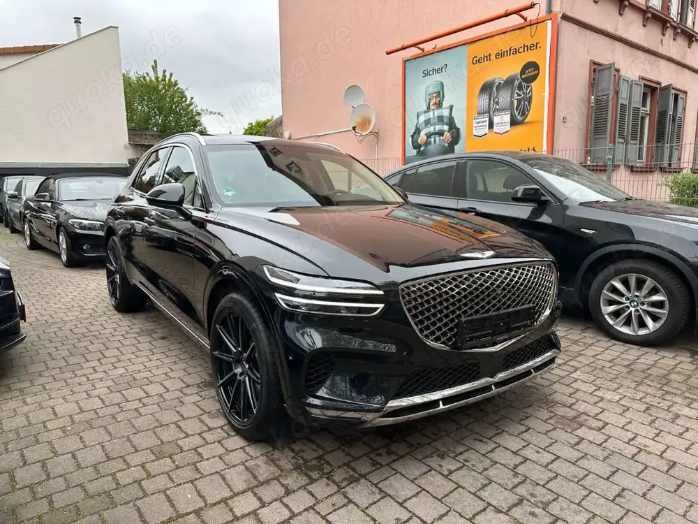 Genesis GV70 4WD Panorama ACC LED 8-fach bereift