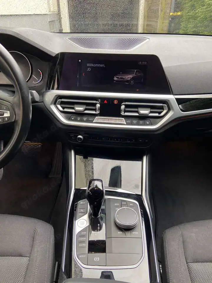 BMW 318 3er Touring Diesel 318d Touring Aut. Advantage