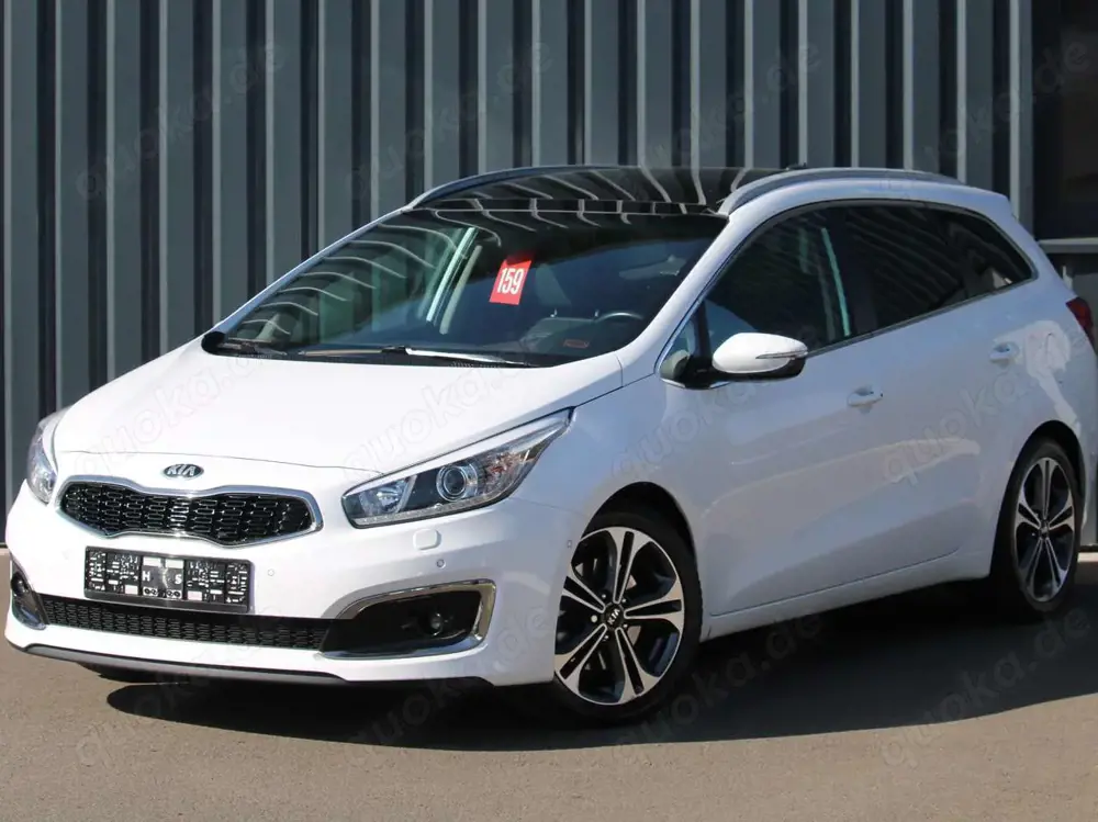 Kia Ceed / cee'd Spirit Pano Kamera Navi Keyless *VOLL Ausstattung*