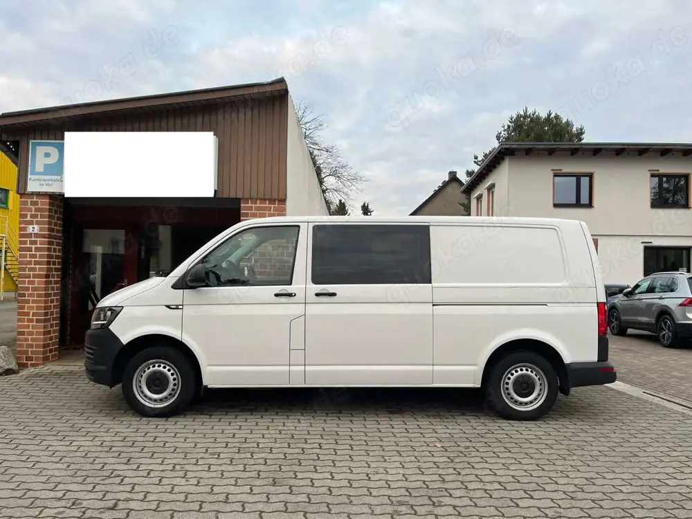 Volkswagen T6 Kombi -" lang" 2x -Schiebetür - Standh. - Navi - AHK