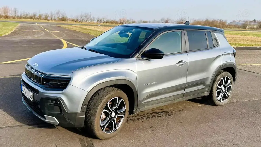 Jeep Avenger Avenger Summit