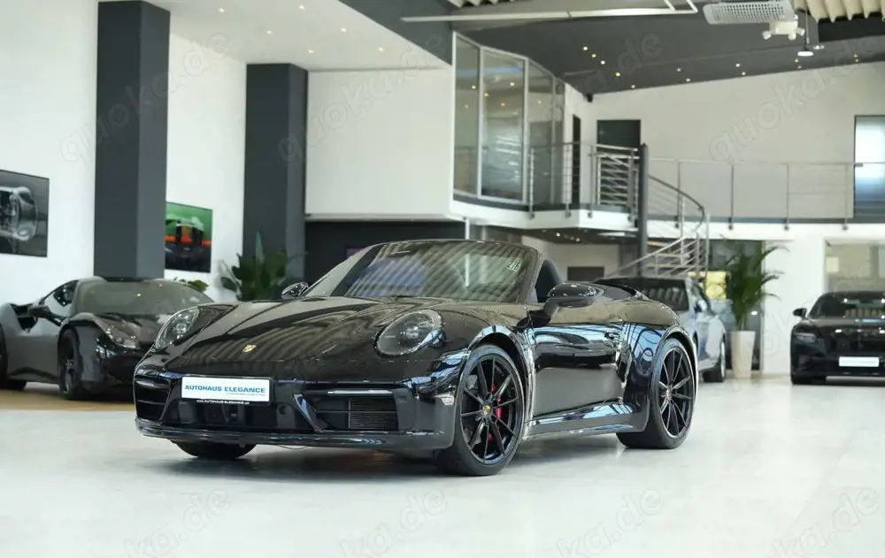 Porsche 992 Carrera 4 S*SPORTABGAS*LIFT*CARBON.INT*BOSE*