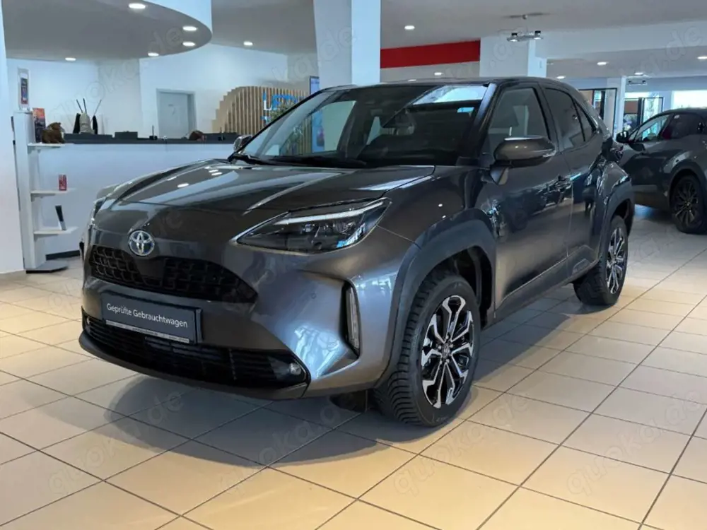 Toyota Yaris Cross Hybrid FWD Team Deutschland / CarPlay  Android Au