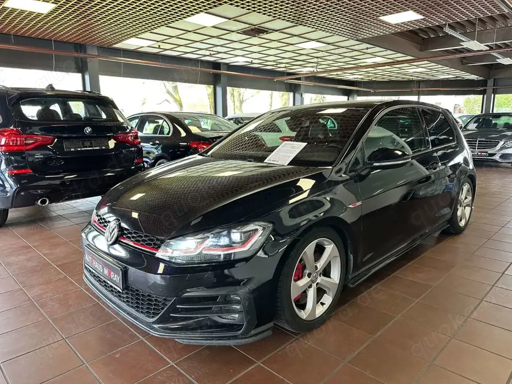 Volkswagen Golf VII Lim. GTI Performance, LEDER, PANO., DSG