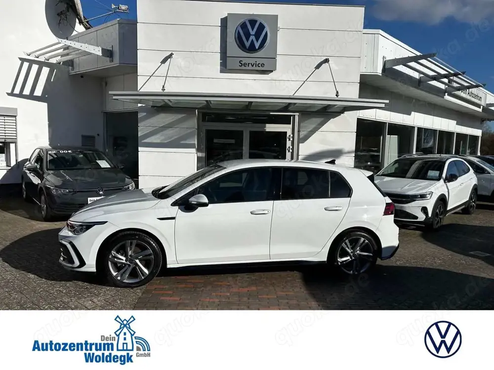 Volkswagen Golf 8 CD 1.5 eTSI DSG R-Line