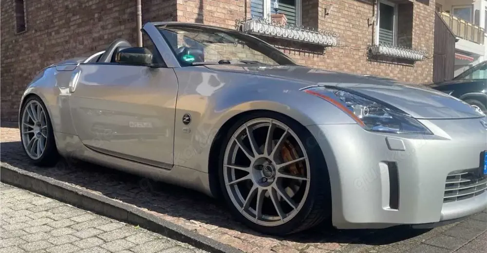 Nissan 350Z 350 Z Roadster Premium Pack