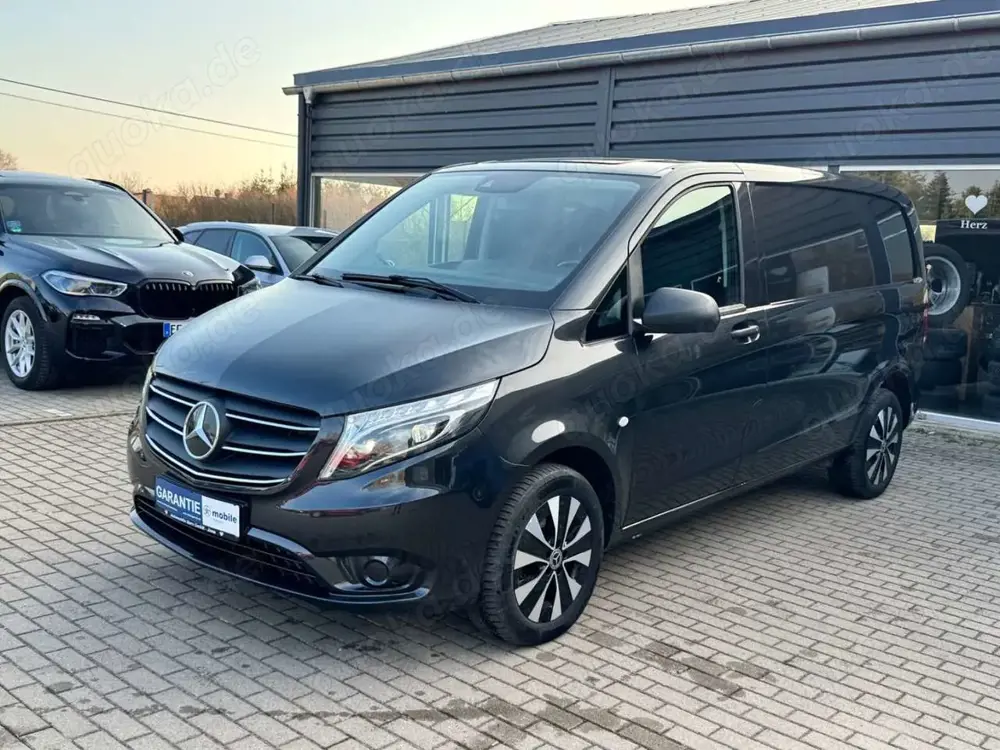 Mercedes-Benz Vito Kasten 119 PRO 4x4*AHK*Standheiz*LED*VOLL