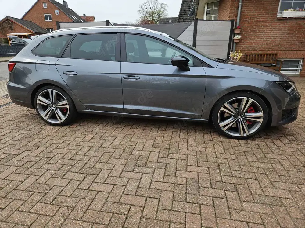 SEAT Leon ST 2.0 TSI StartStop DSG Cupra 290