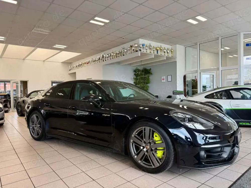 Porsche Panamera 4 E-Hybrid Platinum Edition Inno/HeadUp