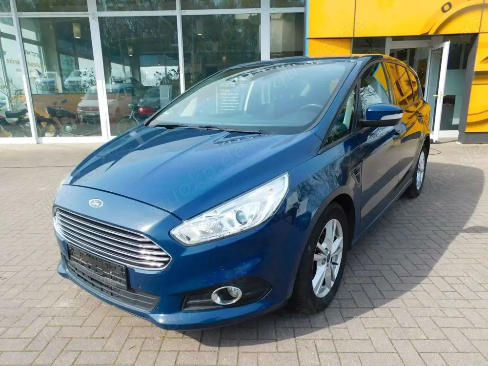 Ford S-Max +AUTOMATIK+KAMERA+AHK+SHZ+NAVI+IM AUFTRAG