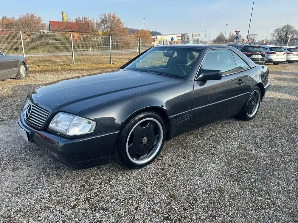 Mercedes-Benz SL 300 Leder Harttop AMG Räder Automatik