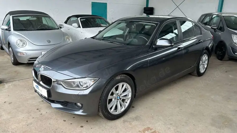 BMW 320 i Limousine Steptronic