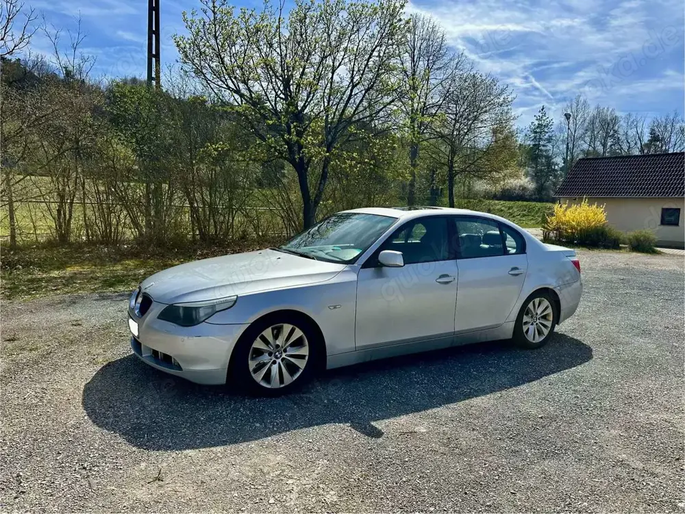 BMW 530 530i