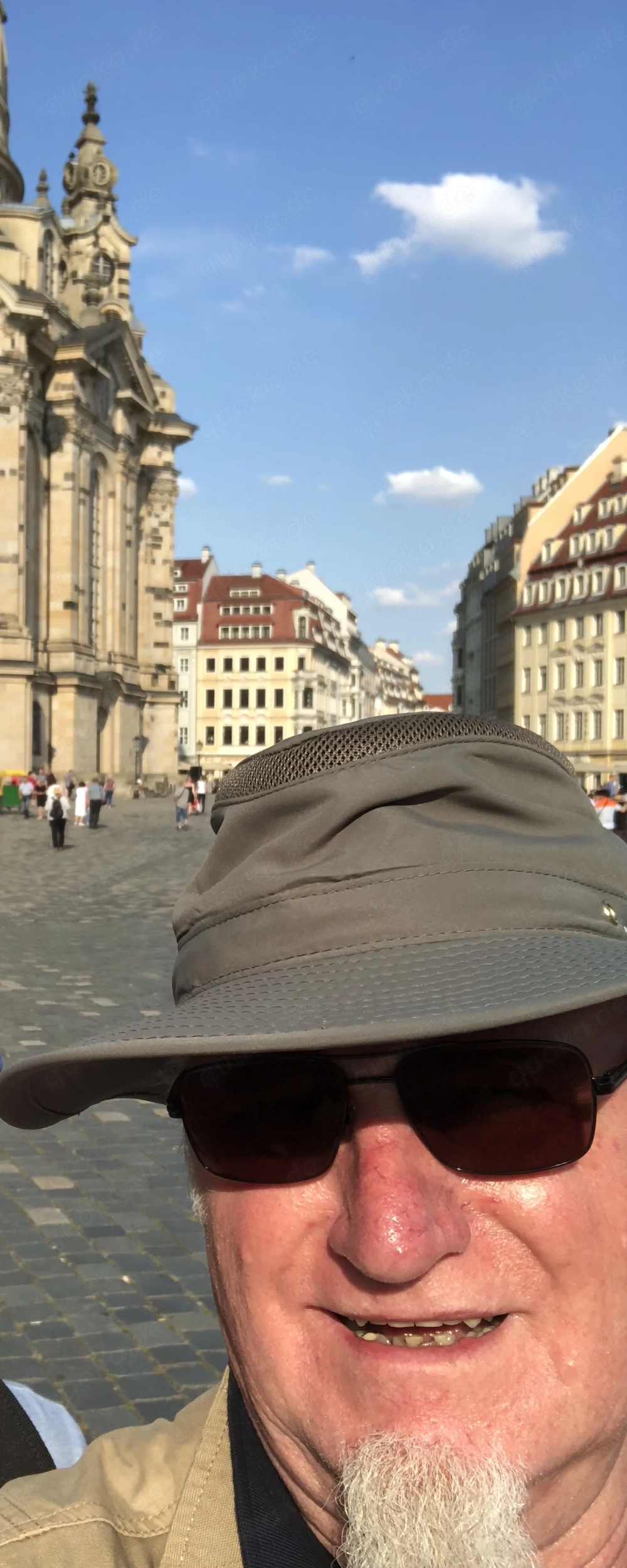 sehr junge weibliche Latina gesucht