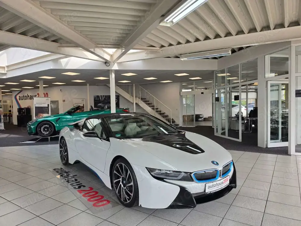 BMW i8