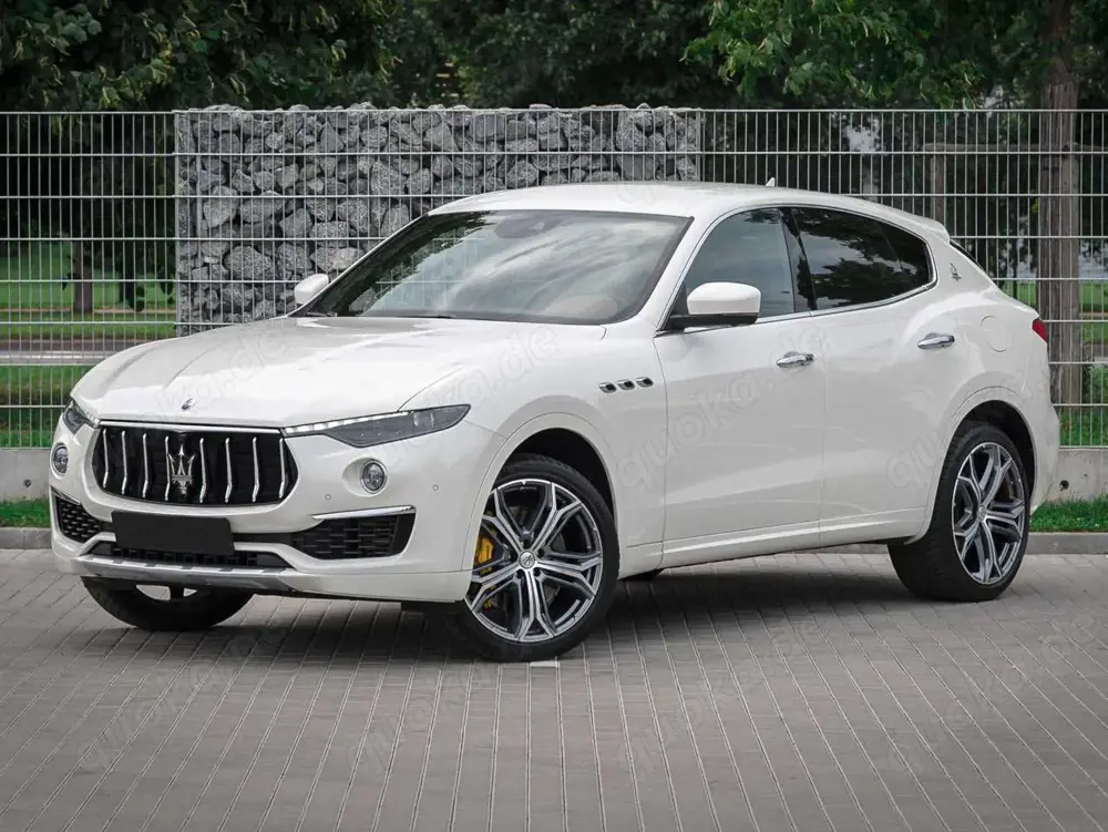 Maserati Levante Levante S GRANLUSSO Q4 Benzin 3.0 V6 316kW