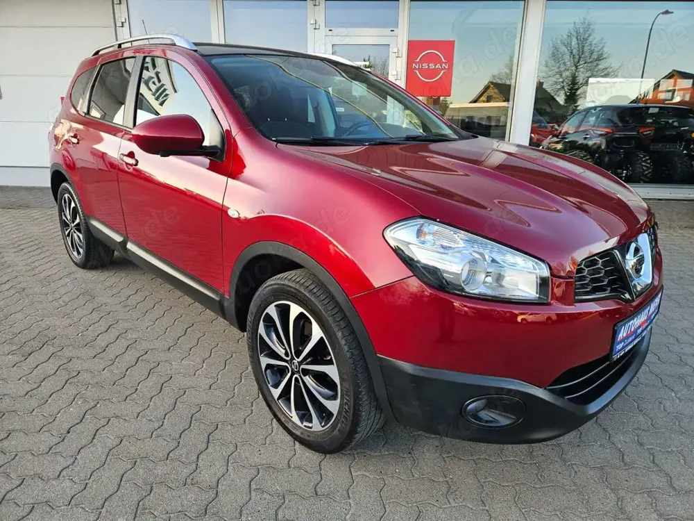 Nissan Qashqai 2,0 16V I-Way 7Sitzer Navi 360° Kamera