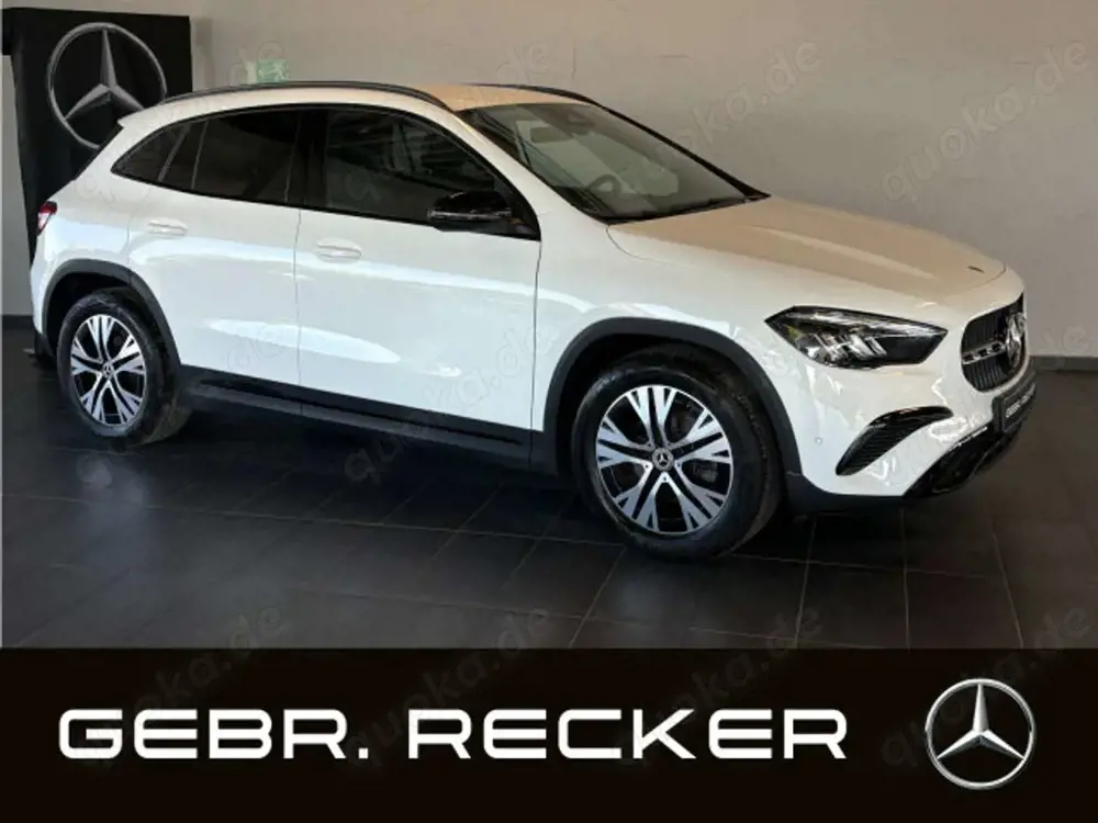 Mercedes-Benz GLA 200 GLA 200 Night ProgressiveAdvanced AHK Kamera LED