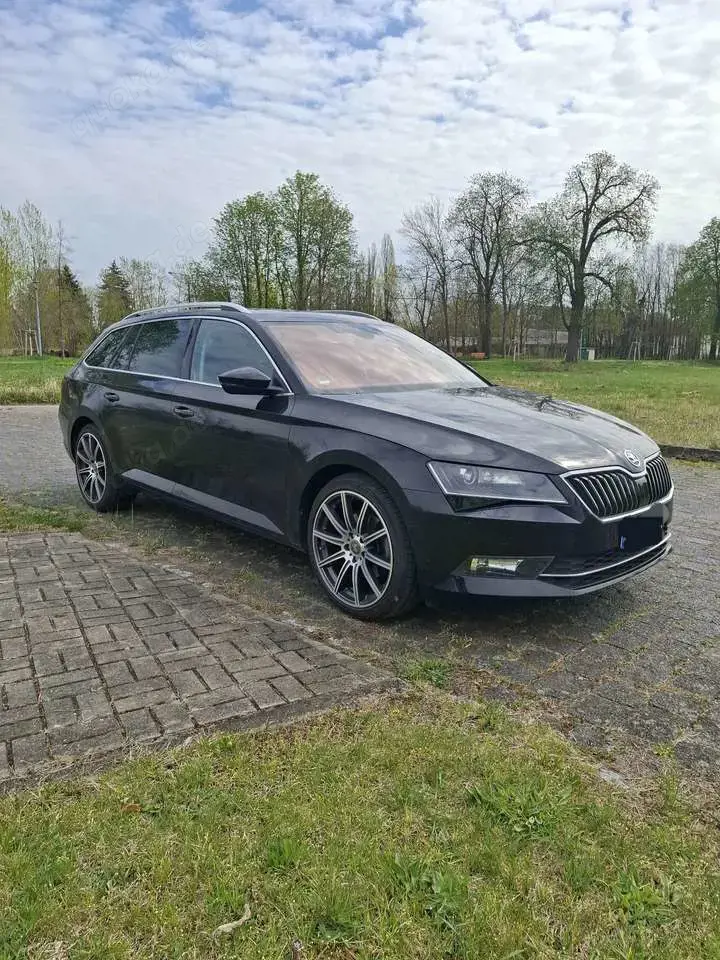 Skoda Superb Combi Style 1.5 TSI ACT DSG Leder