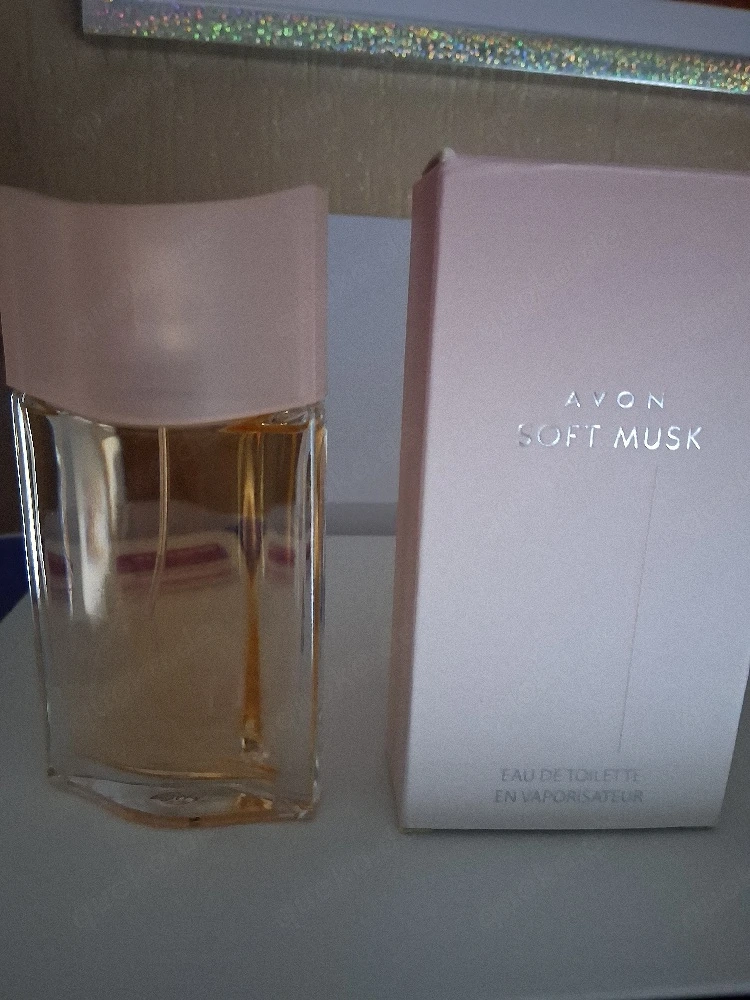 Avon cosmetics 
