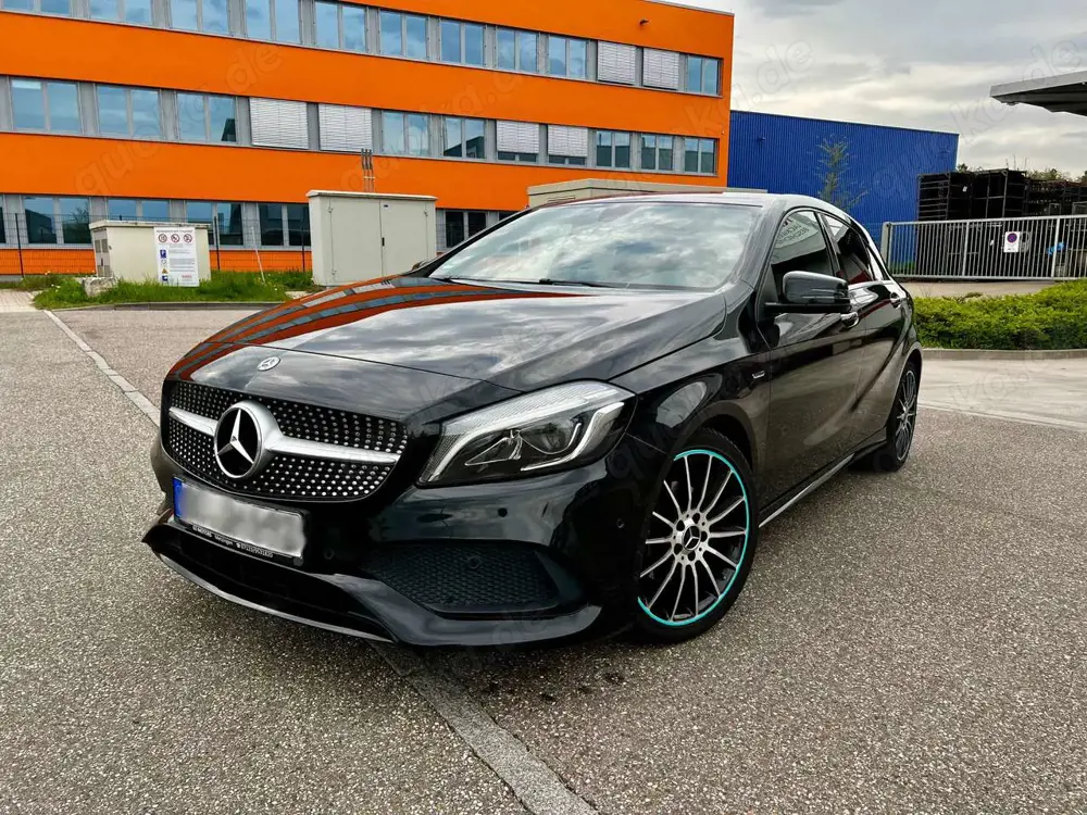 Mercedes-Benz A 180 A 180 7G-DCT Peak Edition