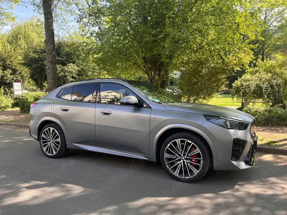 BMW iX2 30 xDrive M Sport