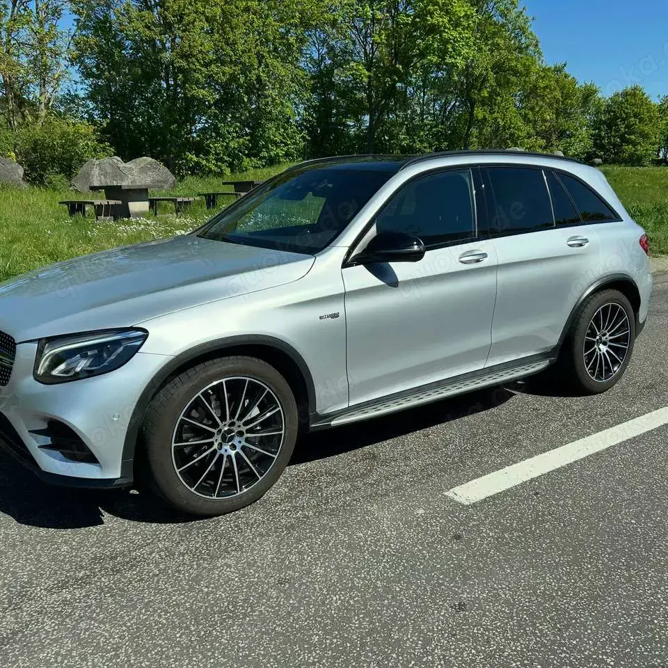 Mercedes-Benz GLC 43 AMG Jetzt zum attraktiven Preis! Erstklassiger Zustand zum super fairen Marktwe