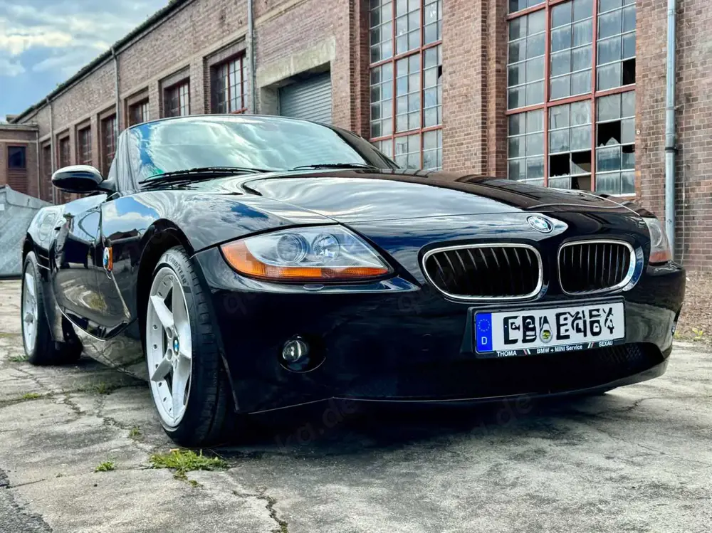 BMW Z4 Roadster 3.0i  - scheckheftgepflegt Leder Alarm Ha