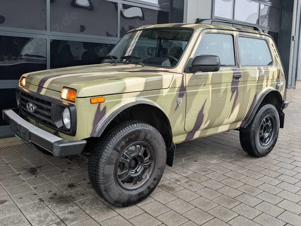 Lada Niva Bronto 4x4 Höher Offroad Räder Klima AHK
