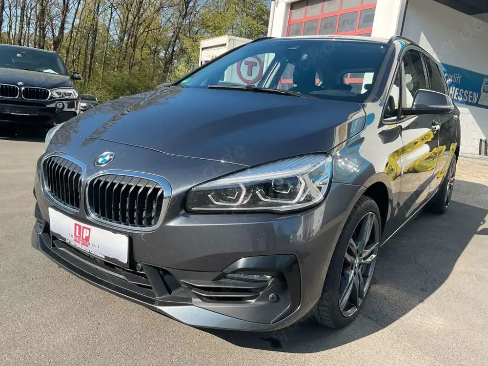 BMW 220