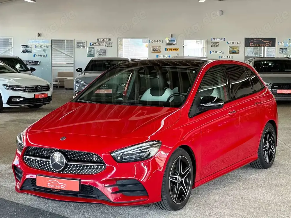 Mercedes-Benz B 200 AMG-Line *WCockpit*PAN*LED*SHZ*NAV*PDC*