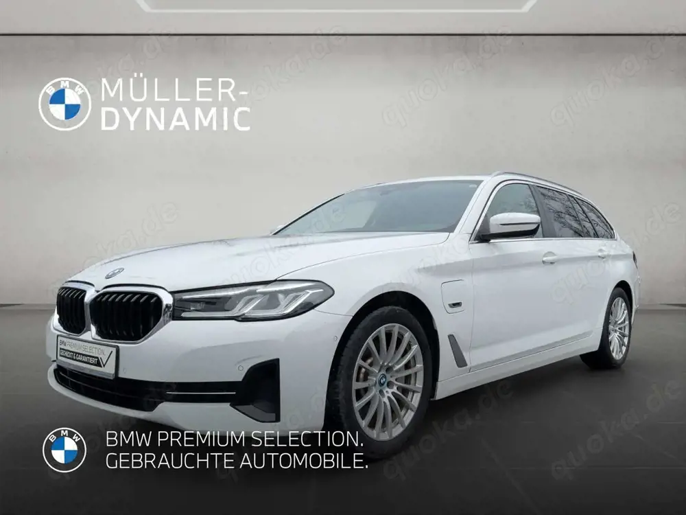 BMW 530 e TOURING LED PANO RÜCKFAHR SHZ DAB