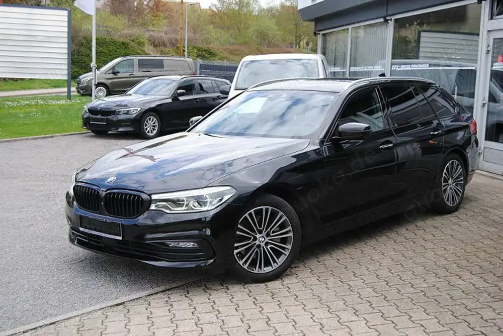 BMW 520 d A xDrive Touring.Adap-LED.HUD.AHK.ACC.DAB