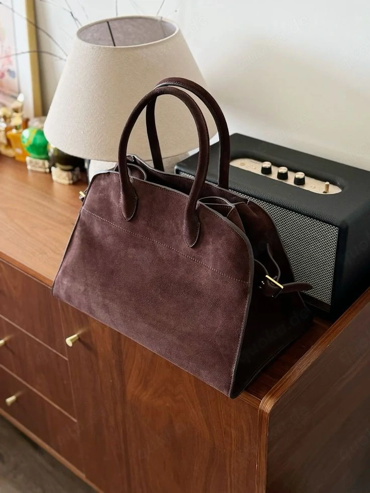 Braune Handtasche in Lederoptik   Hervorragender Zustand 