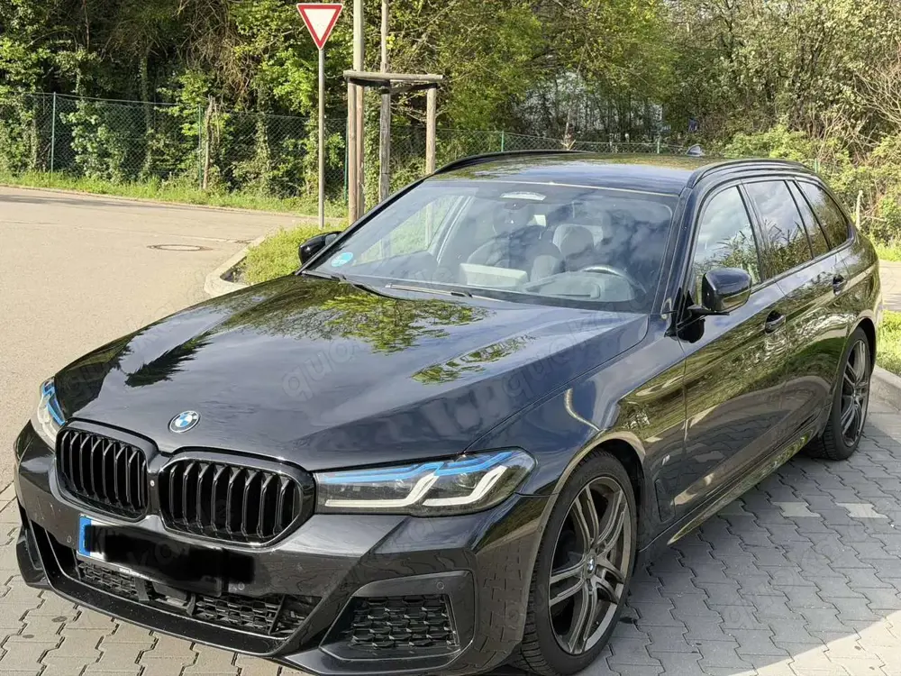 BMW 530 xDrive Touring Aut. M Sport Edition*AWD*HUD*SH*
