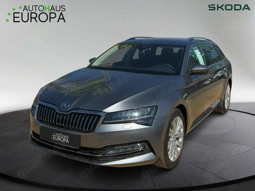 Skoda Superb Combi 2.0 TDI DSG Style ACC AHK Kam Navi Matrix eS