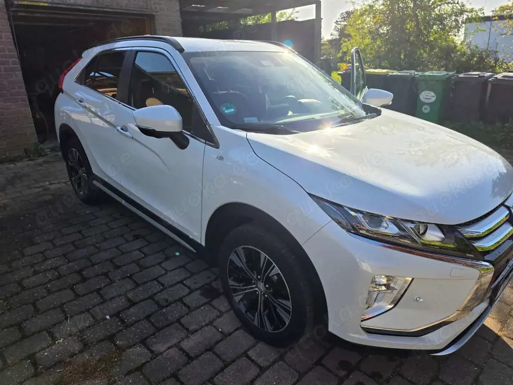 Mitsubishi Eclipse Cross Eclipse Cross 1.5 T-MIVEC ClearTec CVT 2WD Intro Edition