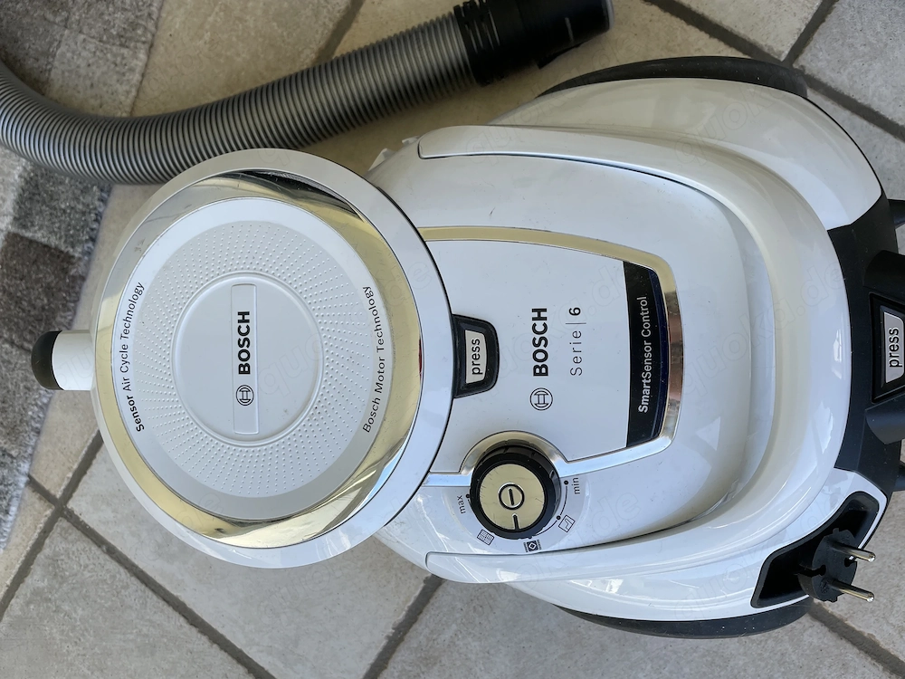 Bosch Staubsauger Beutellos