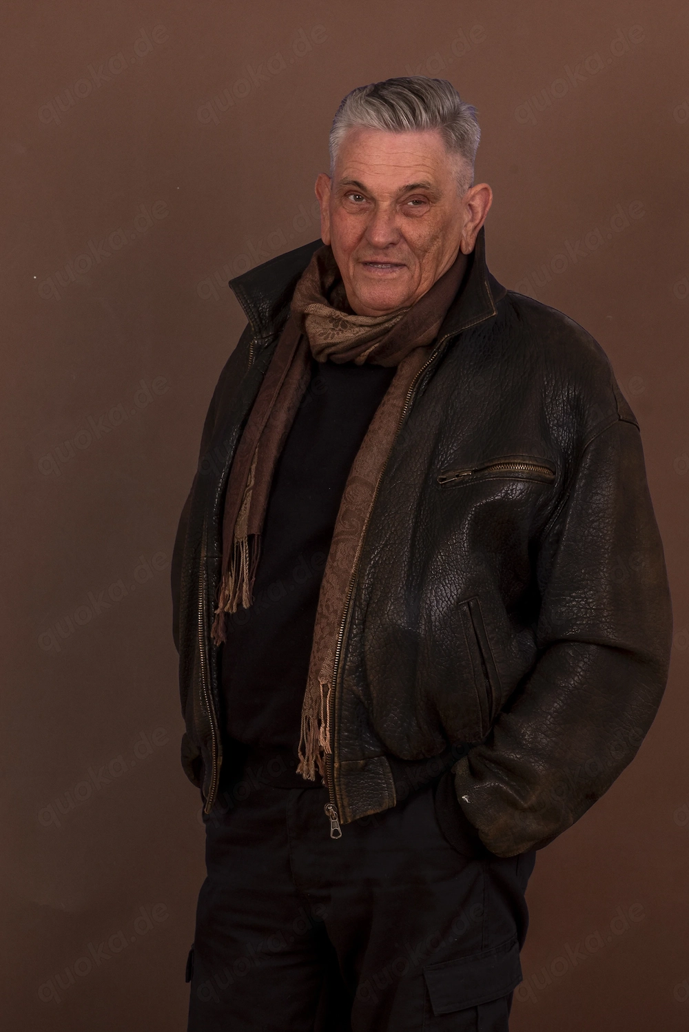 Ich suche eine Partnerin ab 25 für Freundschaft, Partnerschaft oder Heirat