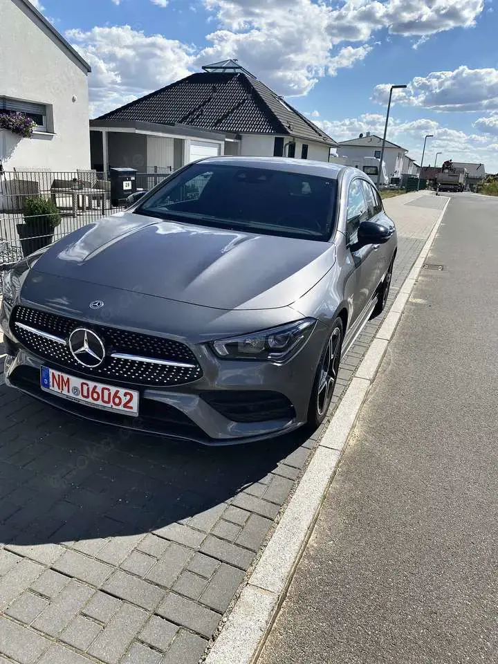 Mercedes-Benz CLA 200 Shooting Brake 7G-DCT AMG Line AHK NAVi E-HECK SHZ