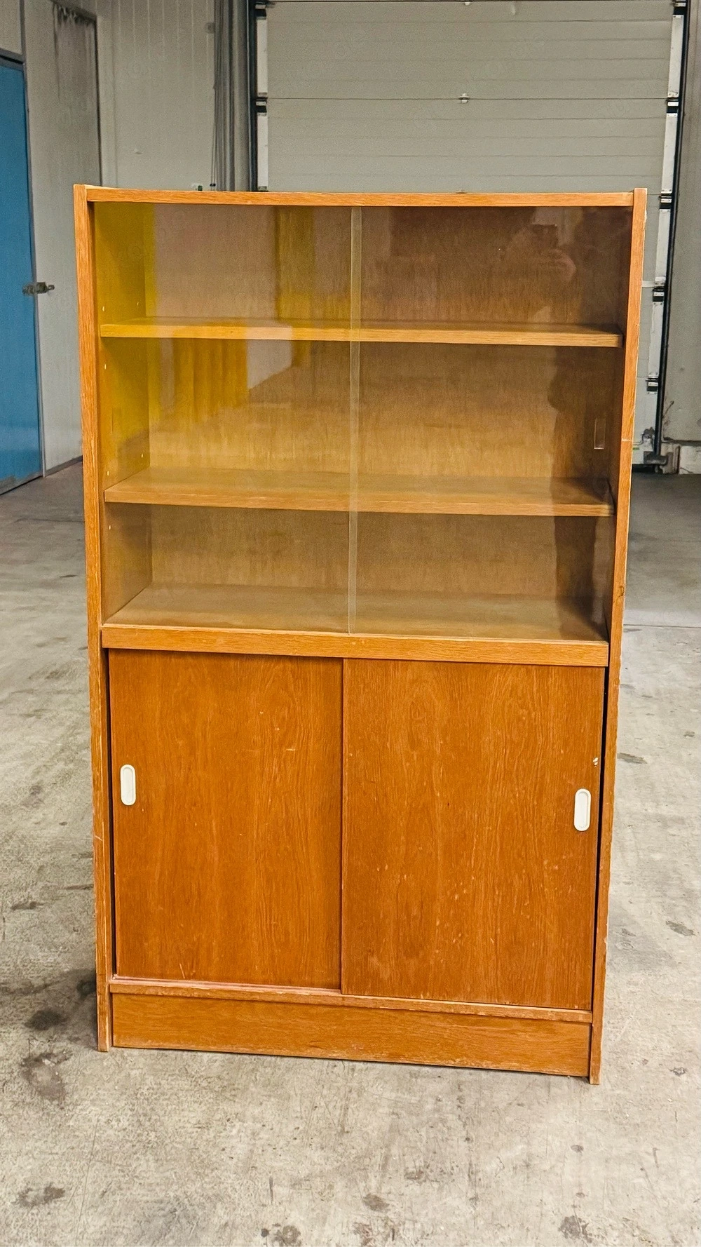 1967 Bücherschrank Regal inkl Lieferung Vitrine Schrank Kommode