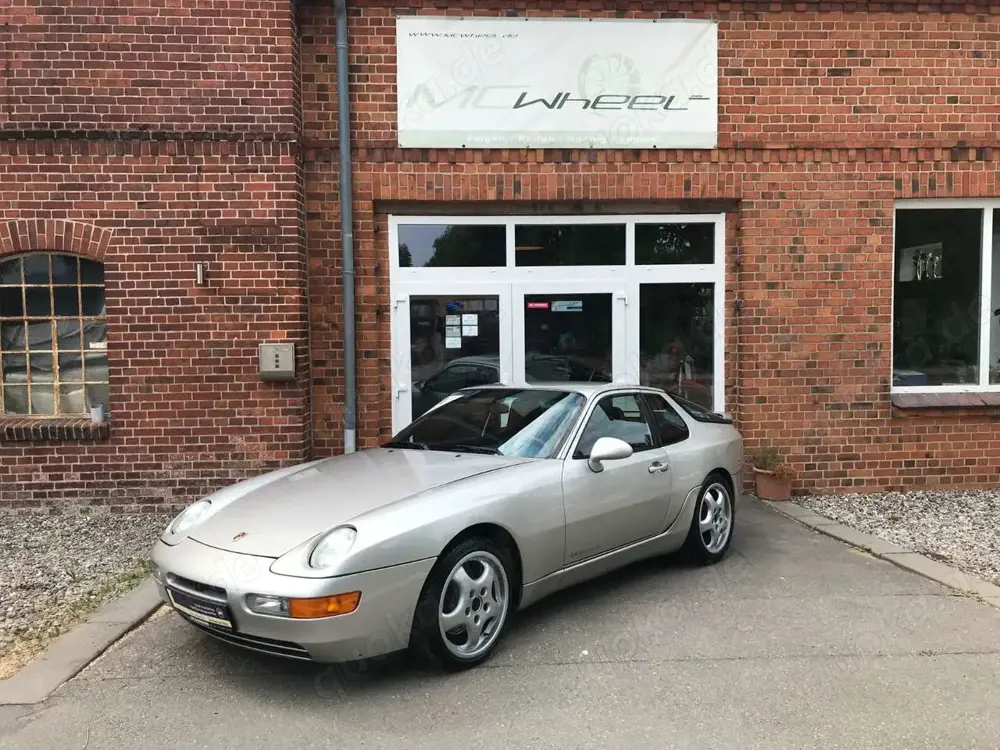 Porsche 968