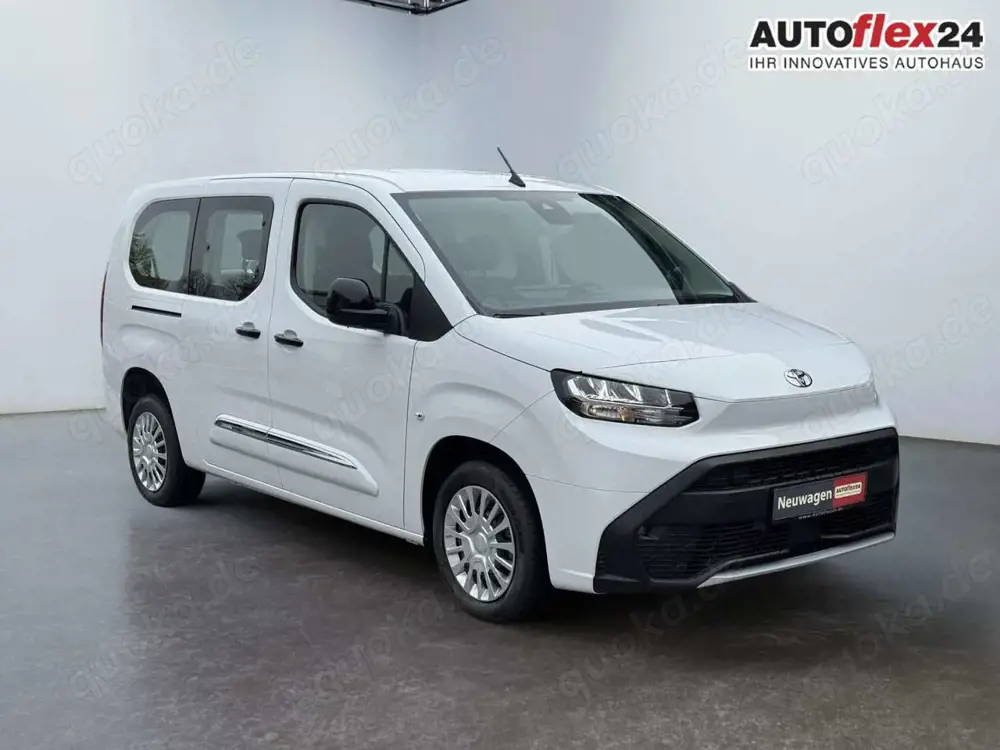 Toyota Proace City Verso 1,2 L2 Business 7 Sitzer Klima Einparkhil...