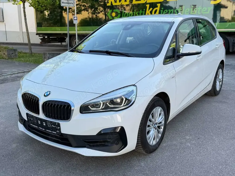 BMW 218