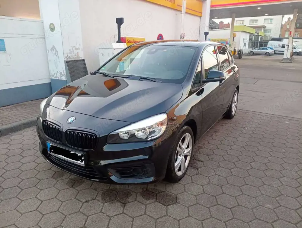 BMW 220
