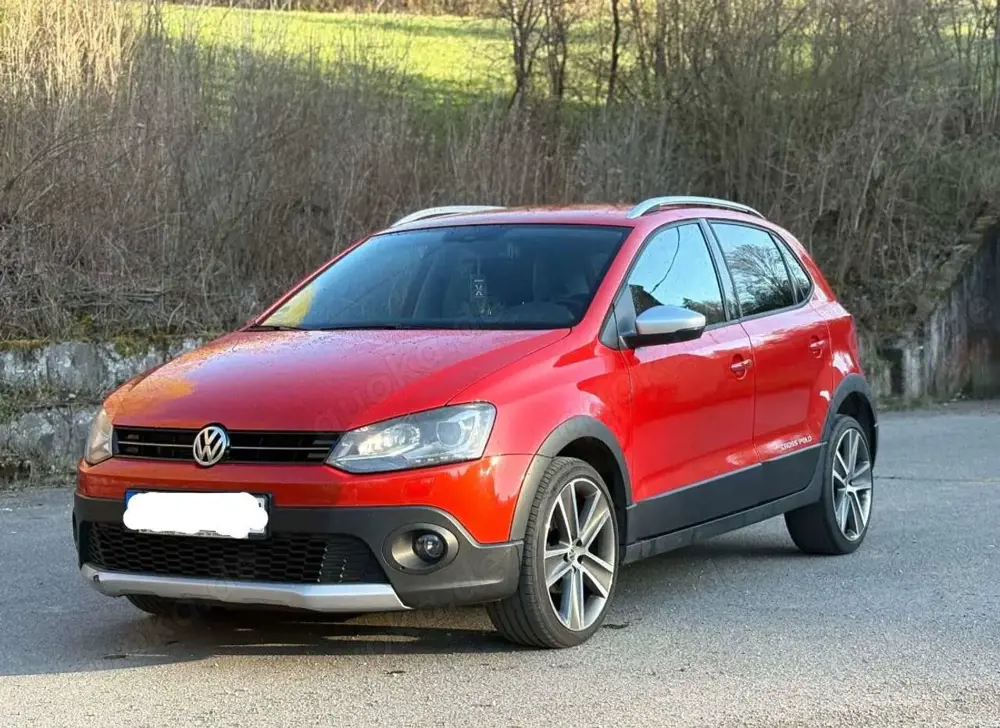 Volkswagen Polo Cross 1.6 TDI DSG|AUTOMATIK,Sitzheizung,8Fach,TÜV