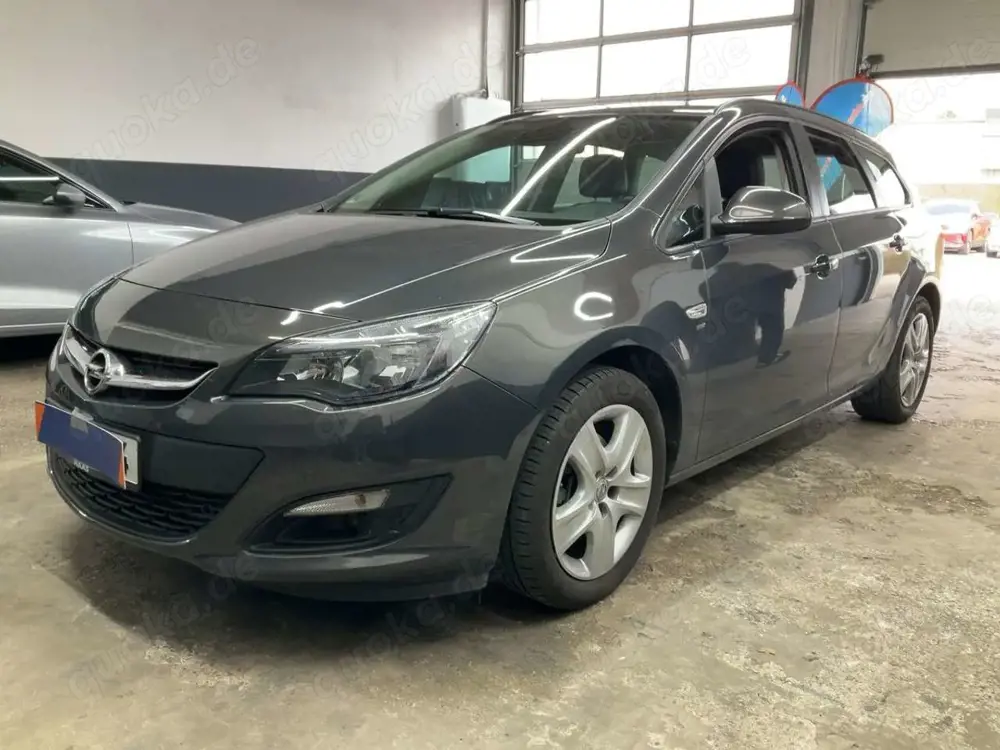 Opel Astra 1.6 CDTI AHK SHZ LHZ PDC Tempomat Garantie