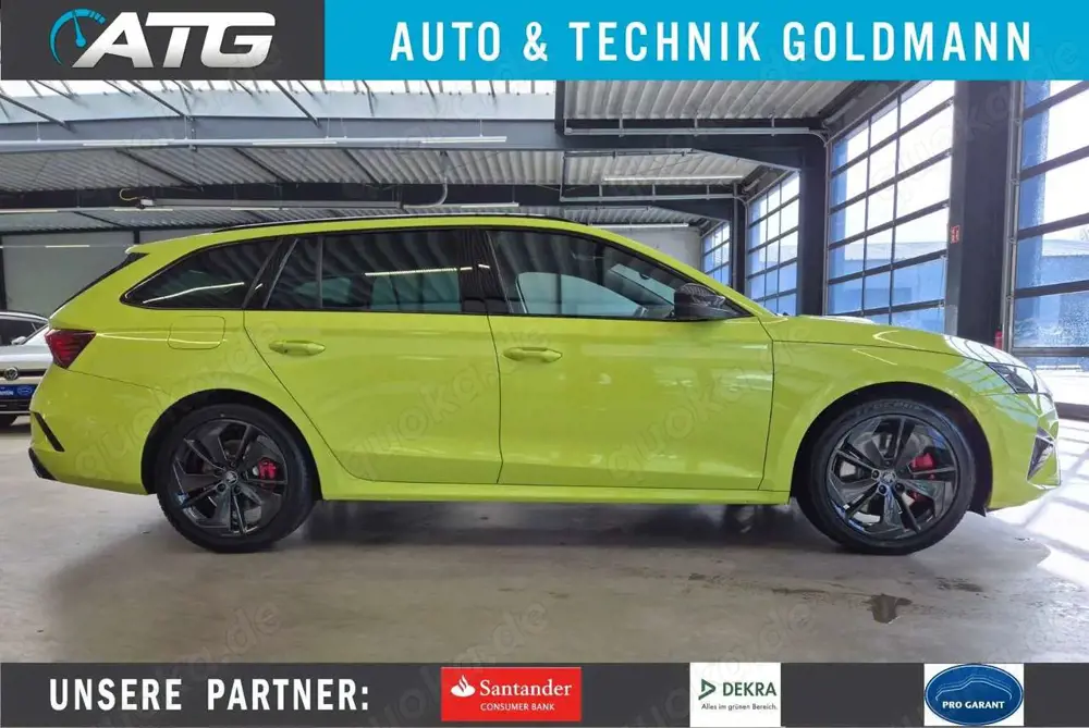 Skoda Octavia OCTAVIA COMBI 2.0 TSI RS NAV LED ACC 360CAM PANO
